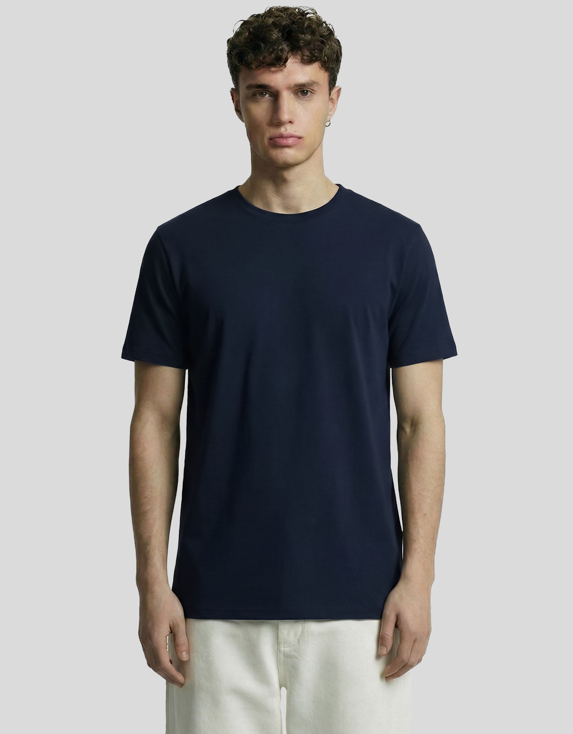 Navy blue basic slim fit t-shirt for men – 95% cotton 5% elastane premium blend by Heistt