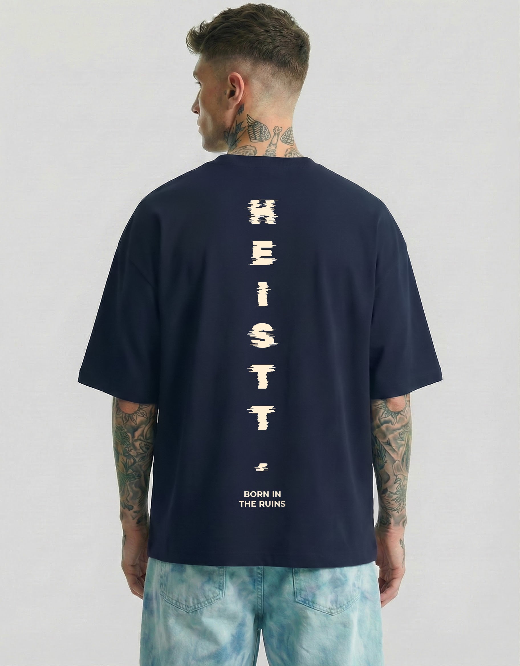 BORN IN THE RUINS | OVERSIZED - Heistt