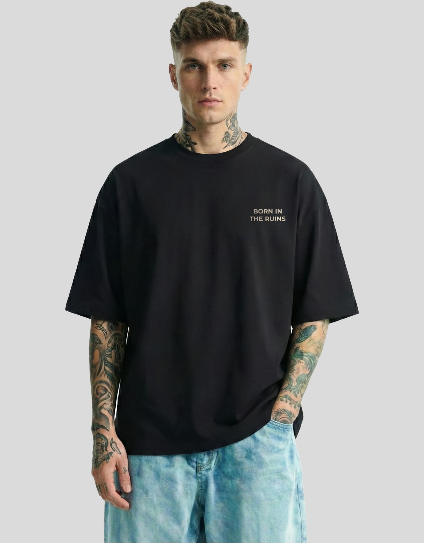 BORN IN THE RUINS | OVERSIZED - Heistt